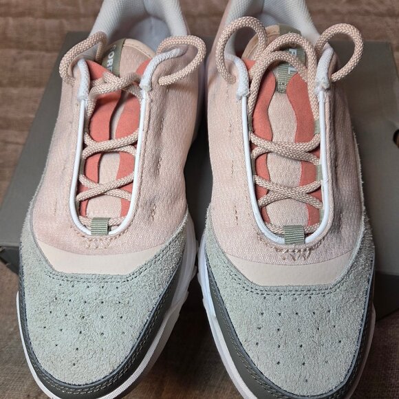 Sorel "Ona" Low Sneaker, NWOB, never worn - Picture 7 of 8